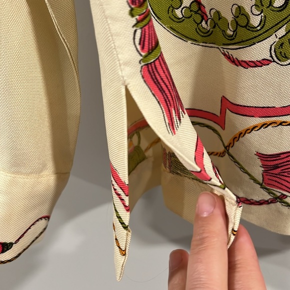 Vintage Blouse - 9/10, union made, keys, ribbon, rope - Picture 8 of 15